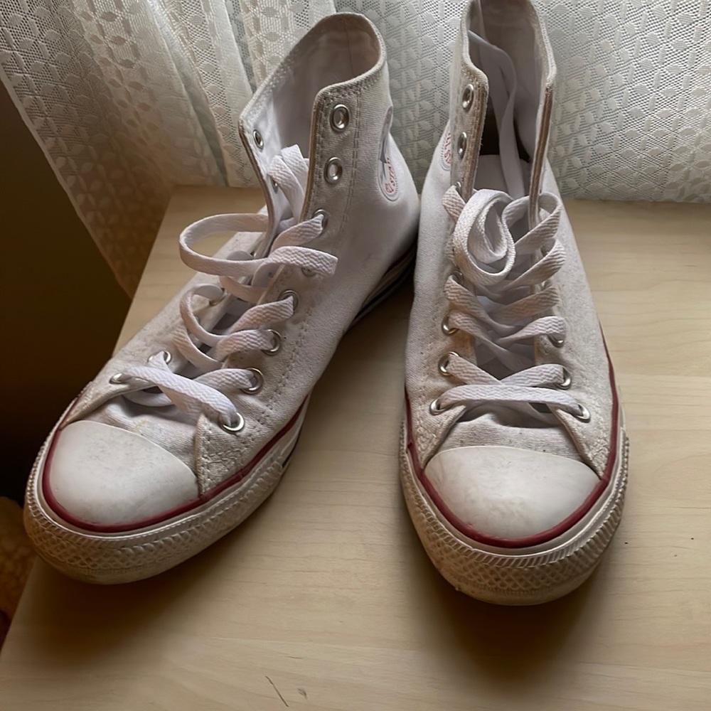 Men’s converse Mildly worn